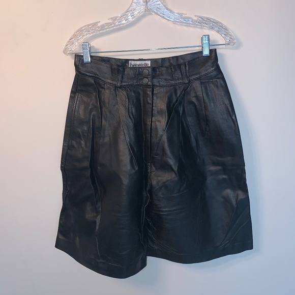 Bagatelle 100% Leather Black High Rise Shorts - Picture 1 of 10